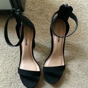 Fashion nova heels